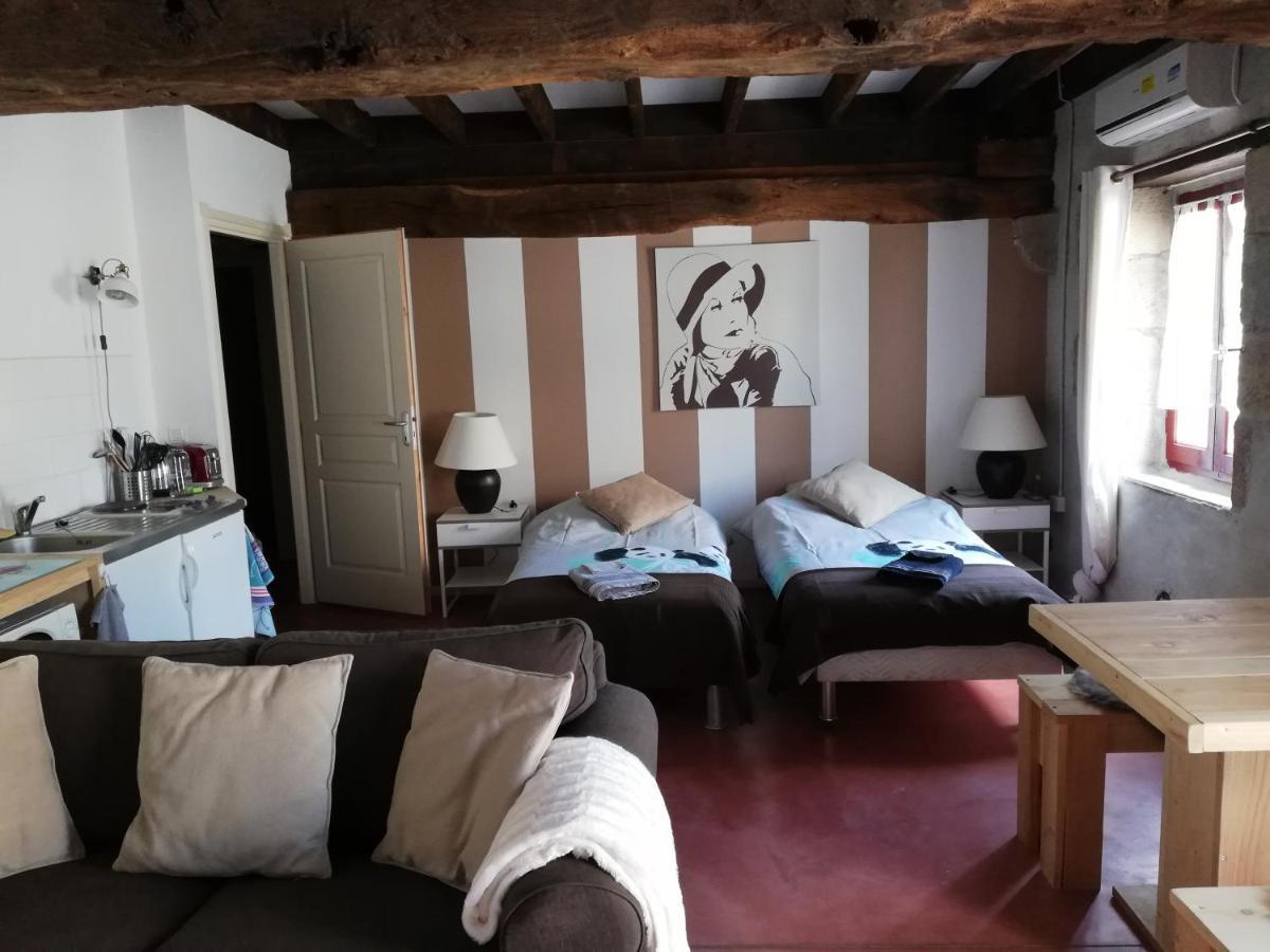 Bed and Breakfast Domaine De La Madeleine Ygrande Exteriér fotografie