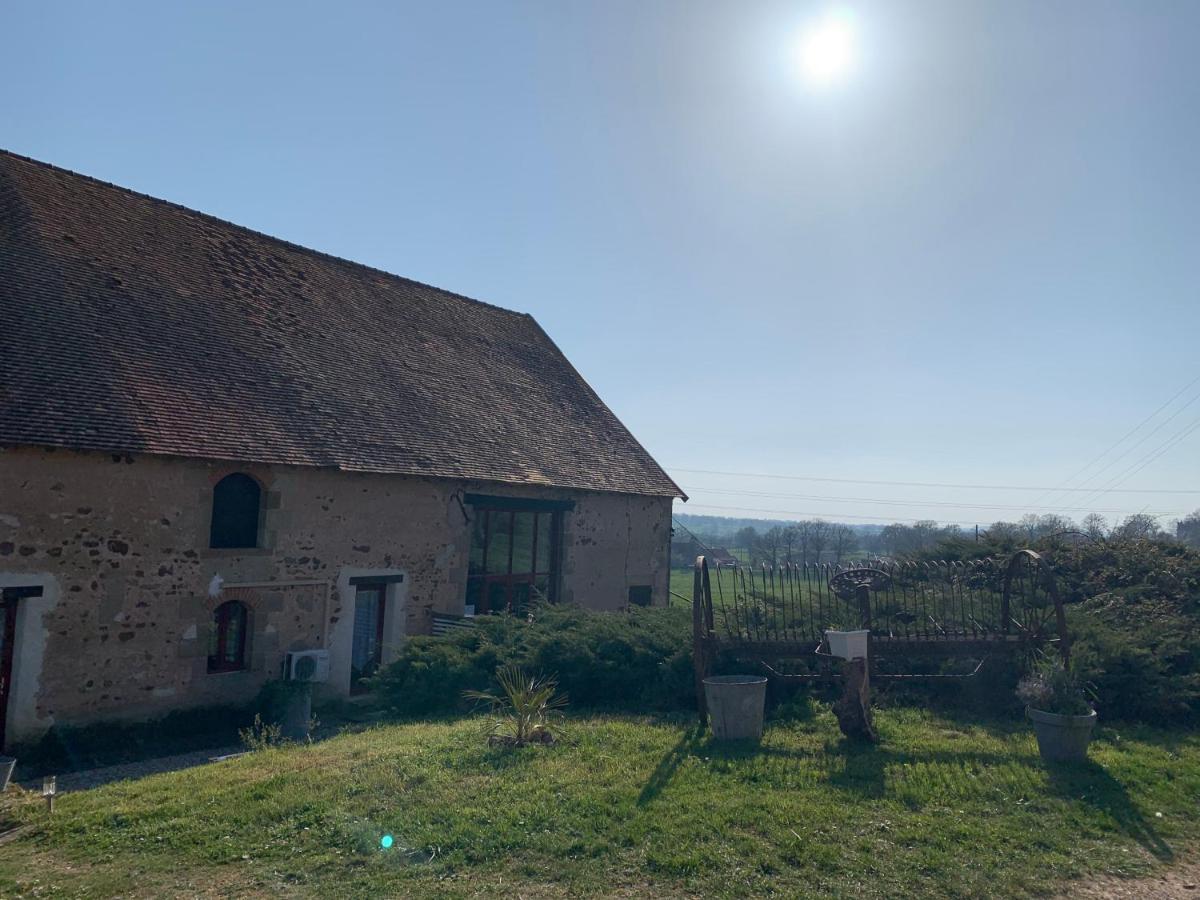 Bed and Breakfast Domaine De La Madeleine Ygrande Exteriér fotografie